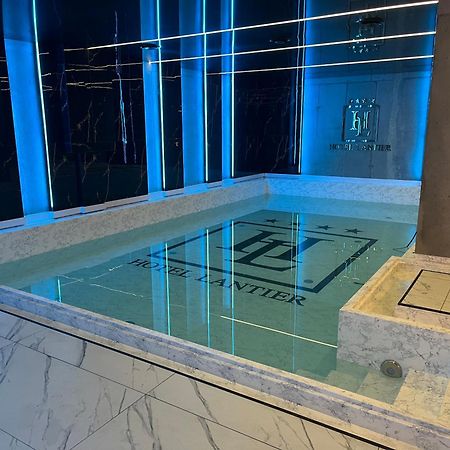 Hotel Lantier Wellness & Spa บือตอม ภายนอก รูปภาพ
