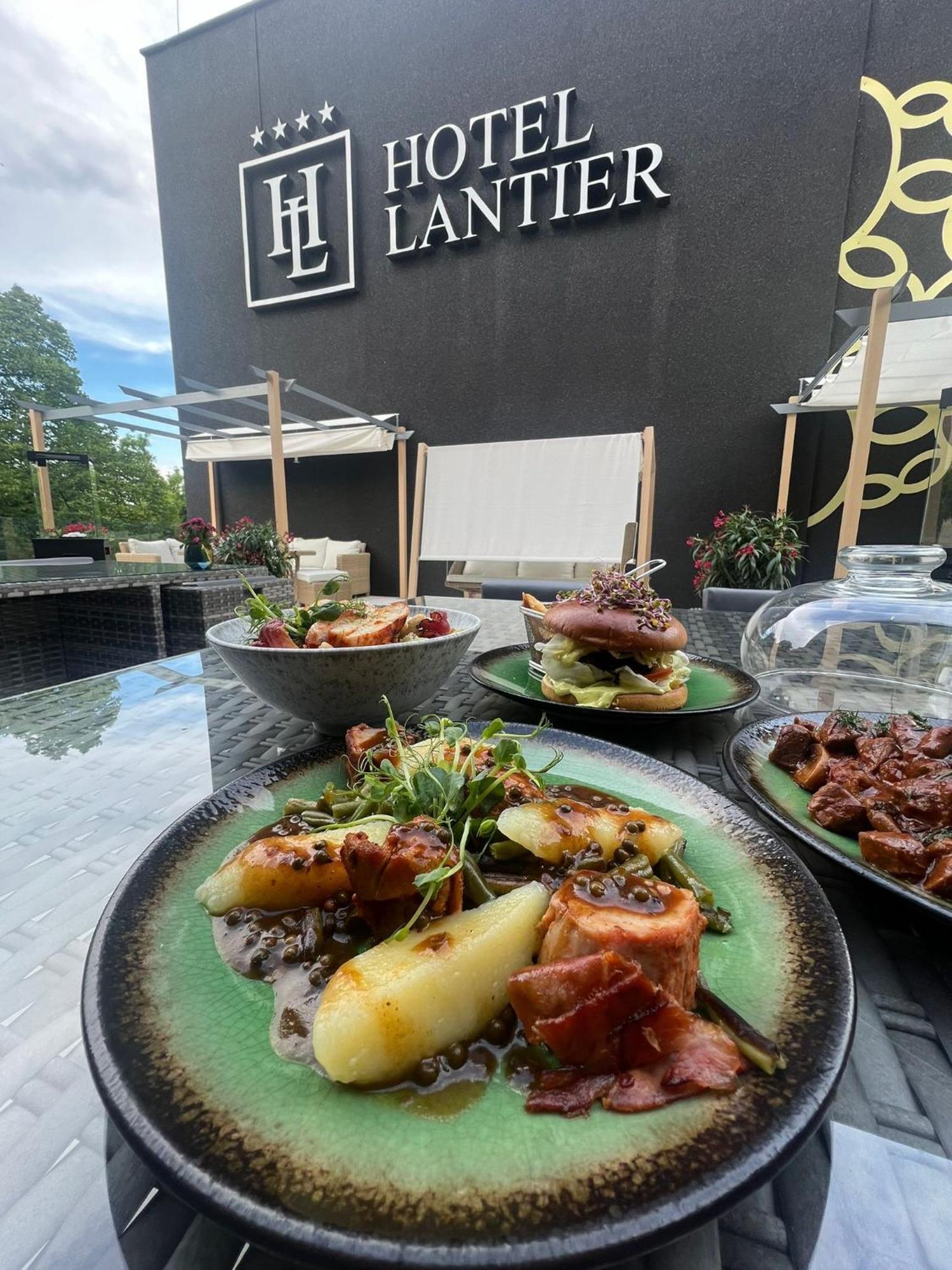 Hotel Lantier Wellness & Spa บือตอม ภายนอก รูปภาพ